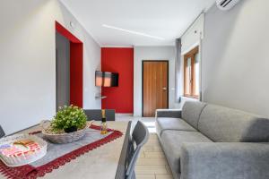 Seaside Garden Stay - Free Parking & 950m to Sea