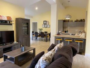 Villa Castillitos en el Aire en lo alto del Montgó-Denia-Piscina