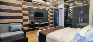 A R villa and cottage