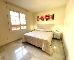 Expoholidays - Coqueto apartamento Puerto Deportivo