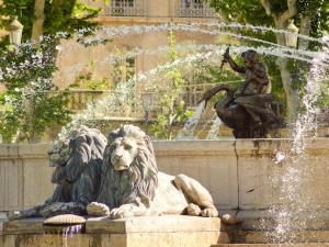 Hotels hotelF1 Aix En Provence Sainte Victoire : photos des chambres