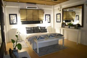 Casa Manalo Guest House