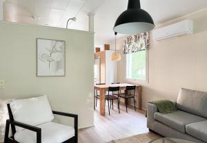 Modern apartment by the lake