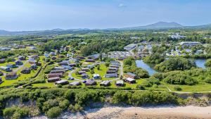 Finest Retreats - Forest Lodge