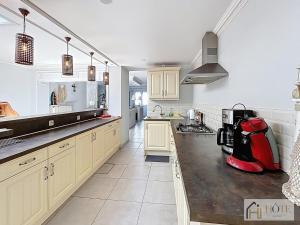 Appartements Elegant 2BD Terrace 50 m from the sea, Sleeps 8 : photos des chambres