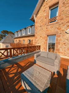 Hotels Logis Hotel Saint Guirec Et De La Plage : photos des chambres