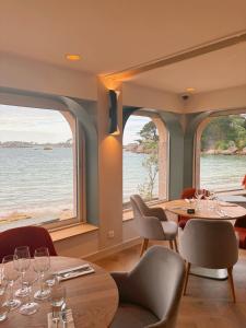 Hotels Logis Hotel Saint Guirec Et De La Plage : photos des chambres