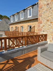 Hotels Logis Hotel Saint Guirec Et De La Plage : photos des chambres
