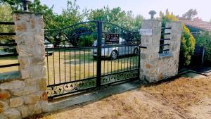 Asterias Maisonette & Apartments