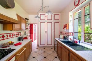 Maisons de vacances L'Ile des Iris - a 200 m de la plage : photos des chambres