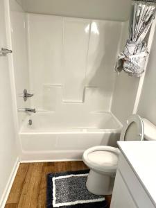 Beautiful Spacious Family-Friendly Home