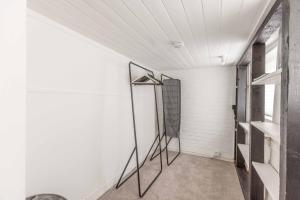 Charming 3BR Cottage Near Windsor and Sights