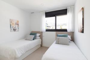 Luxury Townhouse with Rooftop Infinity Pool and Ocean Views