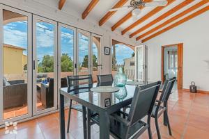 Villa Esmeralda by Abahana Villas