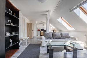 Venus Apartments - Mira Nest