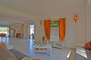 Villa Garofani by Villa Plus