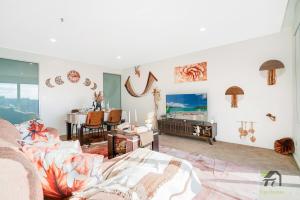 Heart of Adelaide City Apartment