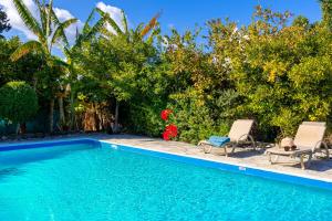 Sun Beach Villa Tria