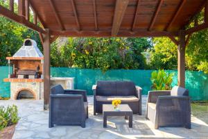 Sun Beach Villa Tria