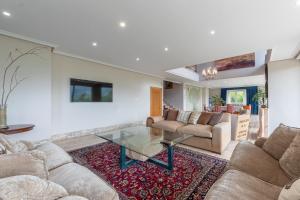 Aston - Villa Islas Urdaibai