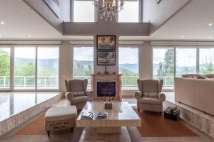 Aston - Villa Islas Urdaibai