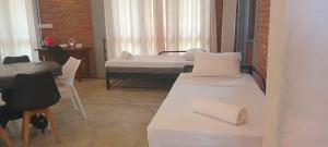 Ko Lake Pool Suites