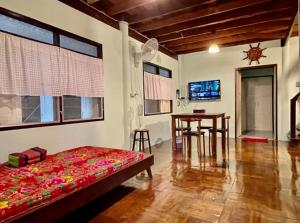 Lamduan house whole House - 3BR - Experience temple and canal life