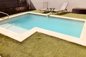 Maisons de vacances Pleasant modern house t4 airco pool jacuzzi parking : photos des chambres