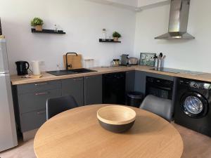 Appartements Le Narvick proche port-clim-wifi-parking : photos des chambres