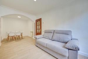 La Duquesa by Clabao