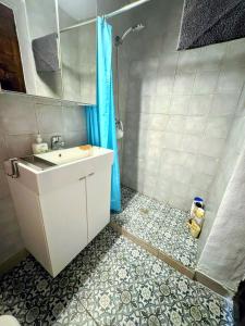 Charming Holiday Home with Pool and Sea View