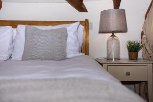 Treehouse Cottage Spa Retreat