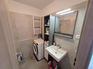 Útulný dvoj-izbový byt s klímou