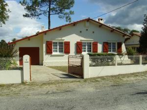 Les Ajoncs