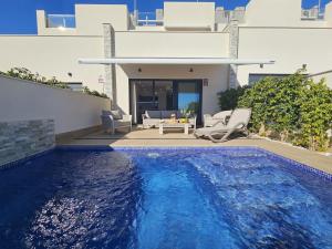 Villa Piscina Privada Aguas Nuevas Torrevieja