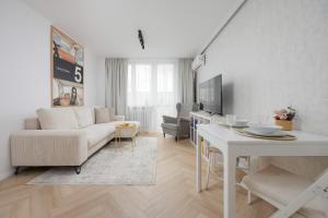 Dubois Warszawa by Solarento