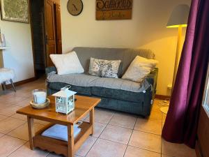 Appartements Appartement calme a Samoens avec piscine - FR-1-624-101 : photos des chambres