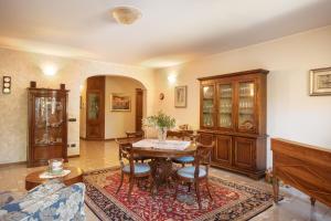 VILLA VALCHERO 12, Emma Villas