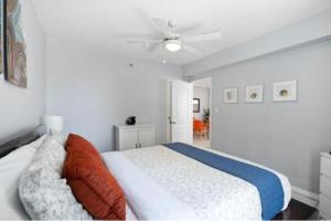 South Beach Luxury, 2 Bedroom, Across from Beach