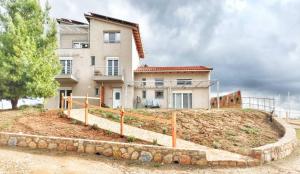 Euzoea Country Homes up to 10 guests