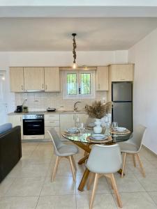 Aura Seaside Afrathias