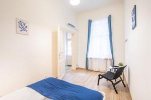 Metropolitan Retreat Blaha Square