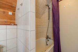 Chalets Chalet les moraines 8 : photos des chambres