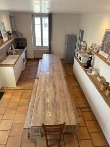 Maison familiale, 13 lits, 3 SDB, parking gratuit, jardin, terrasse