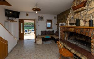 Beach house Jerko by Villas Guide