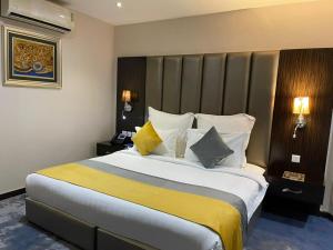 Al Rass Cheerful Al Waha