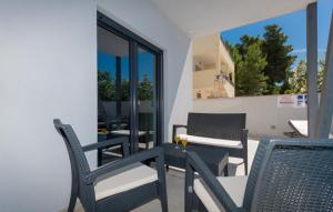 Apartman Mia 3 - Omis by Villas Guide