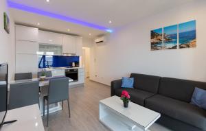 Apartman Mia 4 - Omis by Villas Guide