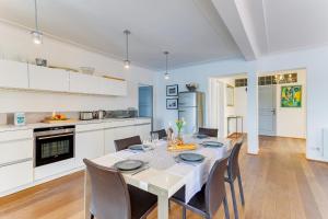 Appartements EDEN VIEW AP4469 by Riviera Holiday Homes : photos des chambres