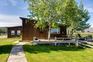 The Bunkhouse in Bondurant Pet Friendly